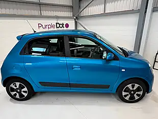 Used 2015 Renault Twingo Play Tahoe Blue - Interior and Exterior details 2