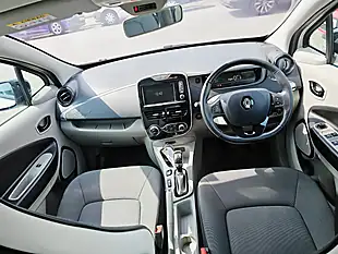 Used 2015 Renault Zoe Dynamique Intens White - Interior and Exterior details 10