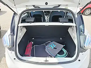 Used 2015 Renault Zoe Dynamique Intens White - Interior and Exterior details 7