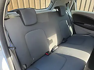 Used 2015 Renault Zoe Dynamique Intens White - Interior and Exterior details 18