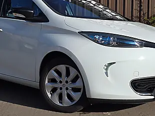 Used 2015 Renault Zoe Dynamique Intens White - Interior and Exterior details 3