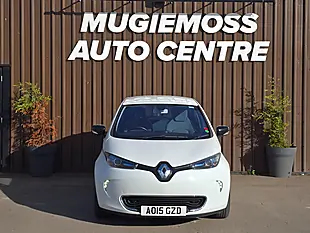Used 2015 Renault Zoe Dynamique Intens White - Interior and Exterior details 4