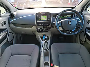 Used 2015 Renault Zoe Dynamique Intens White - Interior and Exterior details 8