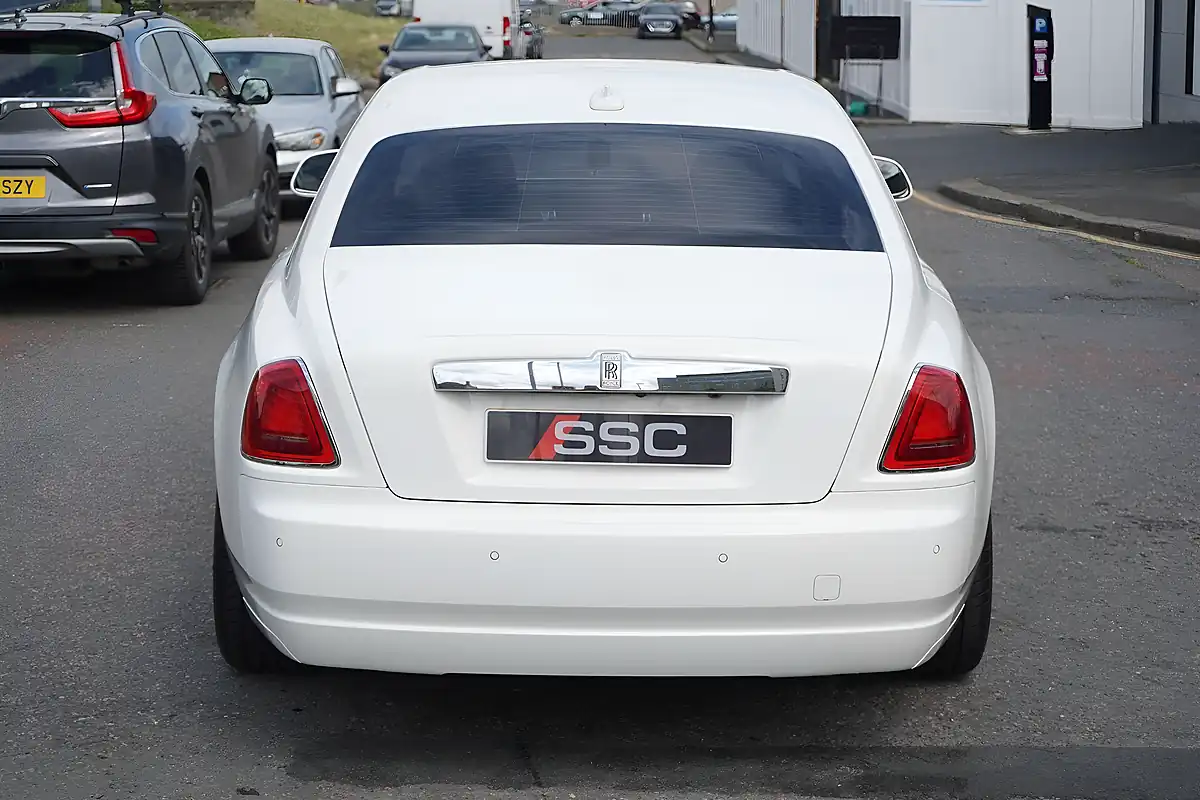 Used 2015 Rolls-Royce Ghost Series Ii White - Interior and Exterior details 10