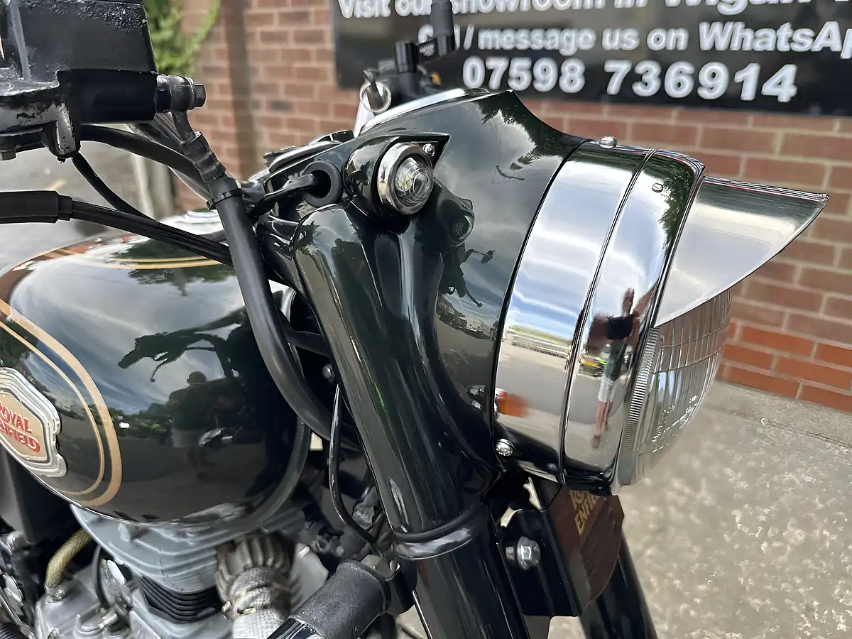 Used 2015 Royal Enfield Bullet Dark Metallic Green - Interior and Exterior details 10