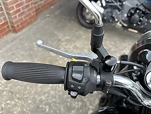 Used 2015 Royal Enfield Bullet Dark Metallic Green - Interior and Exterior details 12