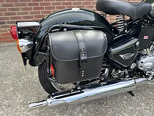 Used 2015 Royal Enfield Bullet Dark Metallic Green - Interior and Exterior details 4
