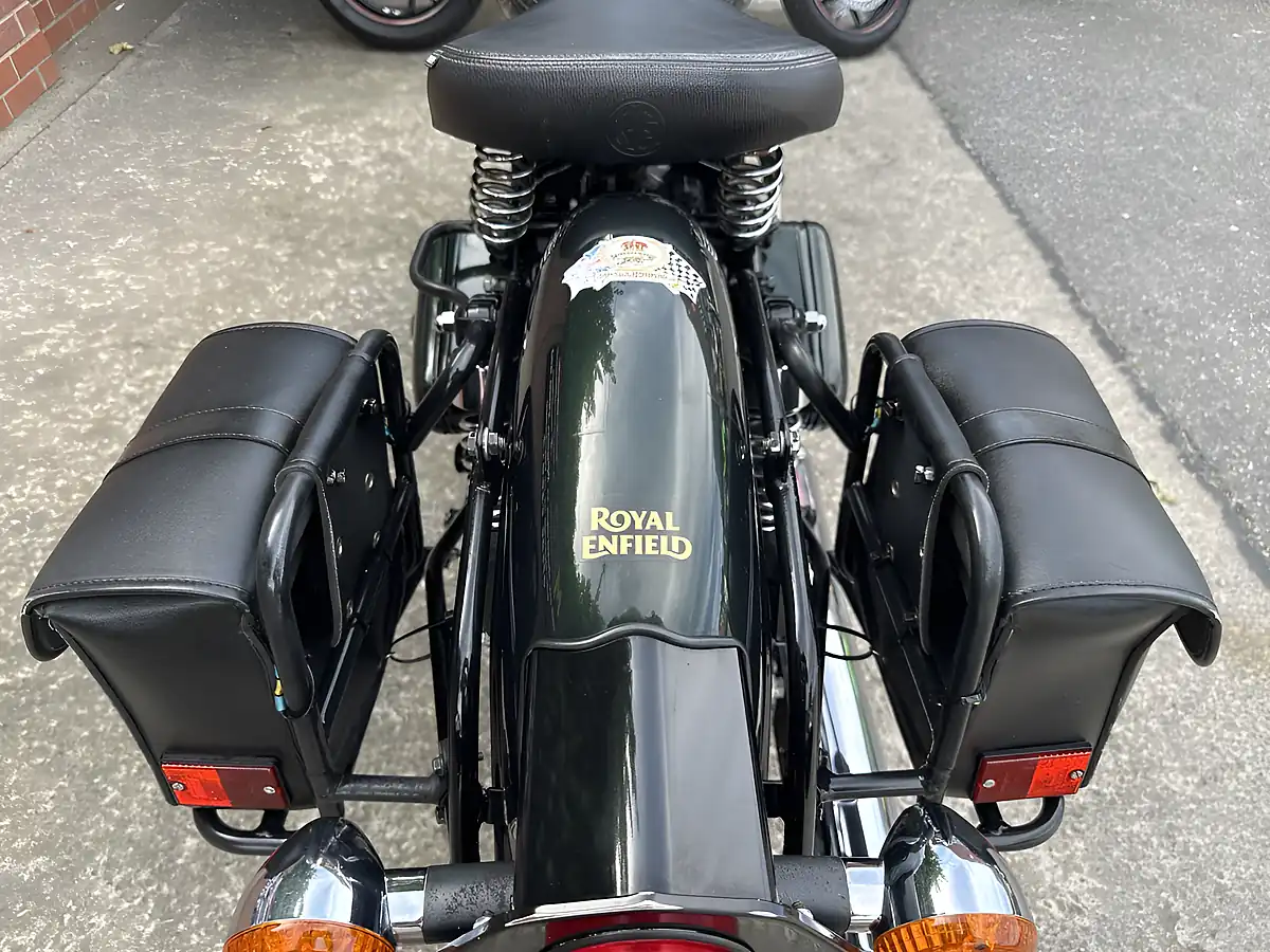 Used 2015 Royal Enfield Bullet Dark Metallic Green - Interior and Exterior details 5