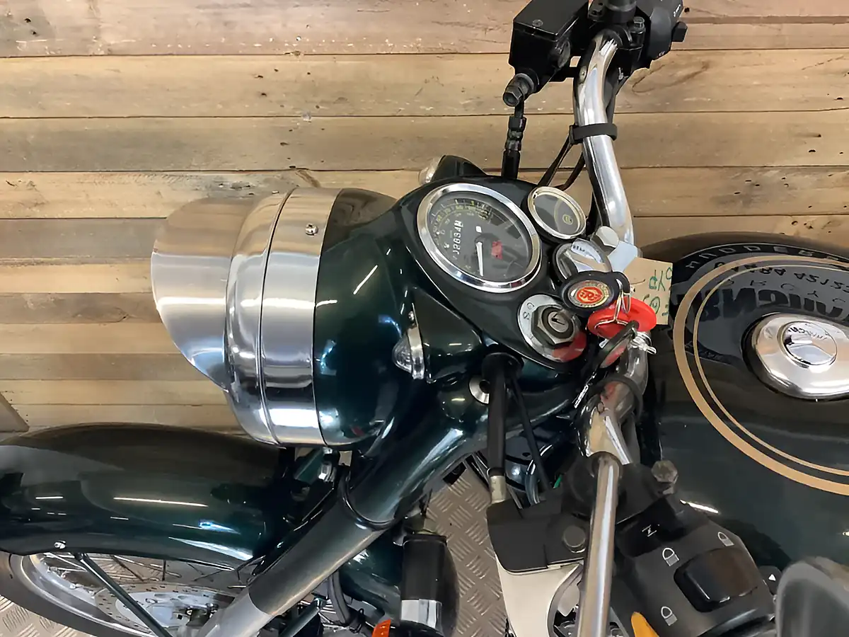 Used 2015 Royal Enfield Bullet Green - Interior and Exterior details 15