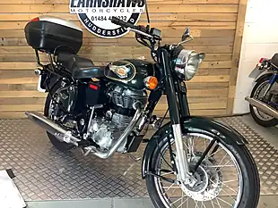 Used 2015 Royal Enfield Bullet Green - Interior and Exterior details 3