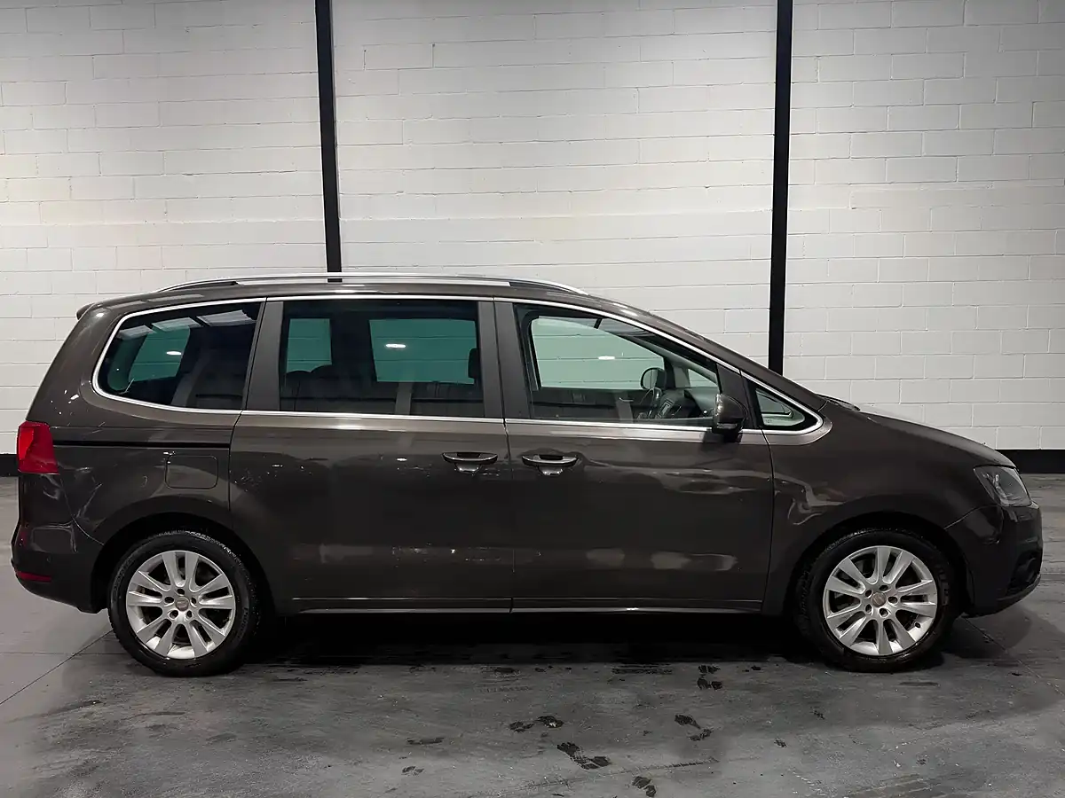 Used 2015 SEAT Alhambra Se Lux Brown - Interior and Exterior details 5