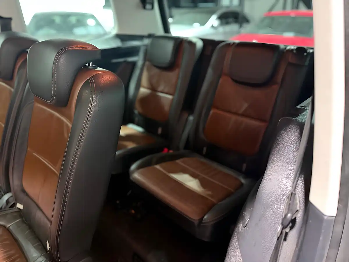 Used 2015 SEAT Alhambra Se Lux Brown - Interior and Exterior details 9