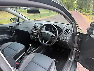 Used 2015 SEAT Ibiza Connect Sport Grey - Interior and Exterior details 10