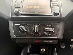Used 2015 SEAT Ibiza Connect Sport Grey - Interior and Exterior details 15