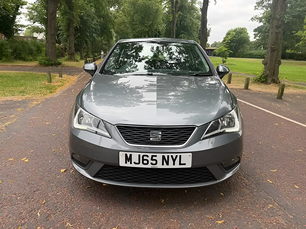 Used 2015 SEAT Ibiza Connect Sport Grey - Interior and Exterior details 8