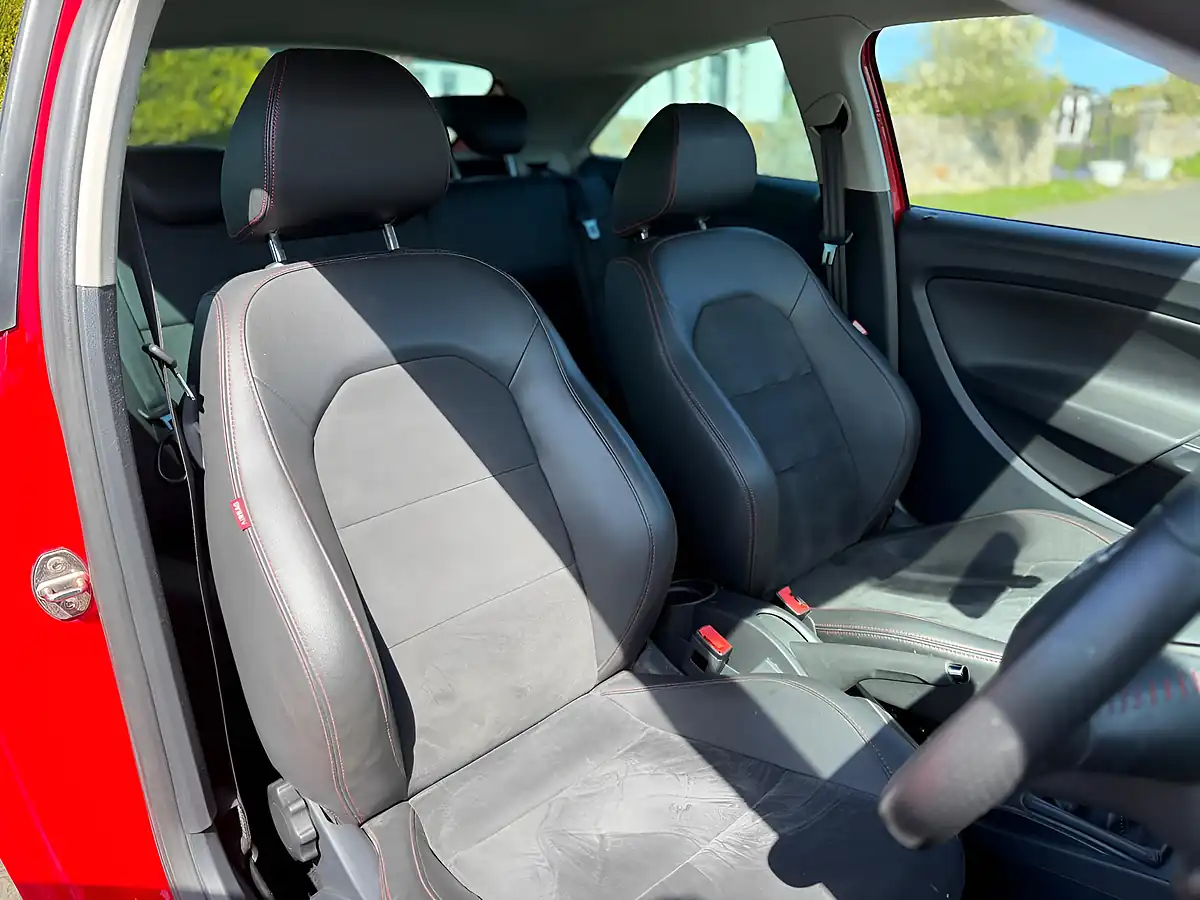 Used 2015 SEAT Ibiza Fr Black Red - Interior and Exterior details 13