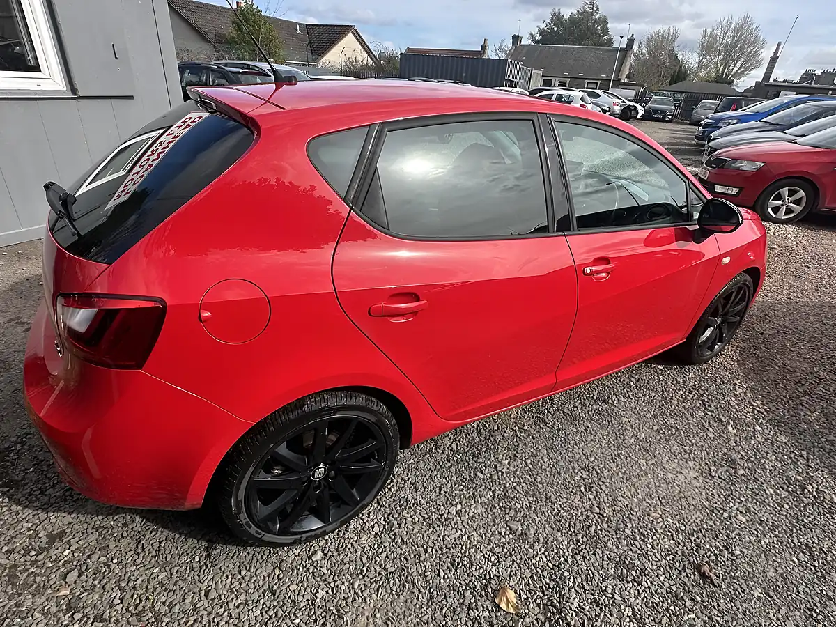Used 2015 SEAT Ibiza Fr Black Red - Interior and Exterior details 13