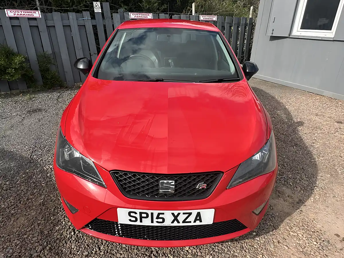 Used 2015 SEAT Ibiza Fr Black Red - Interior and Exterior details 4