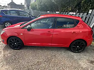 Used 2015 SEAT Ibiza Fr Black Red - Interior and Exterior details 7