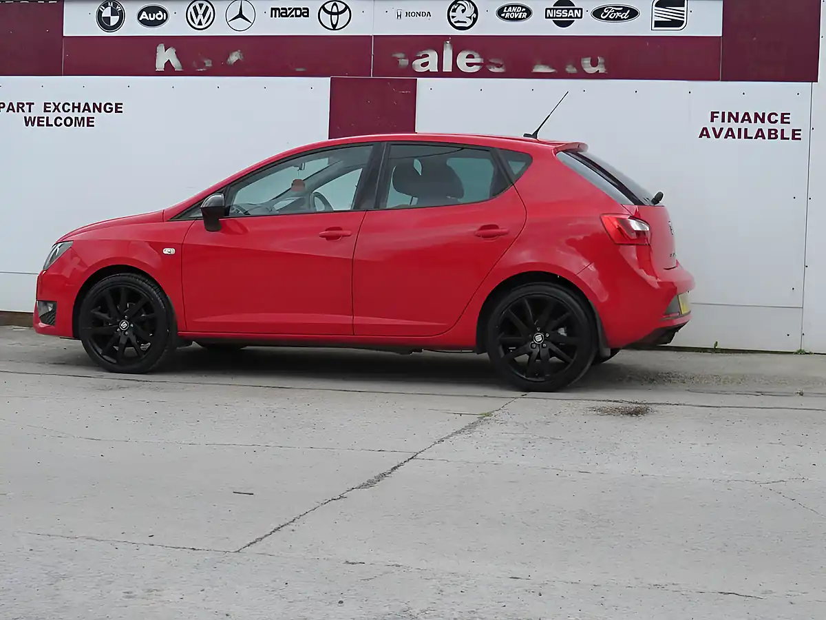 Used 2015 SEAT Ibiza Fr Black Red - Interior and Exterior details 17