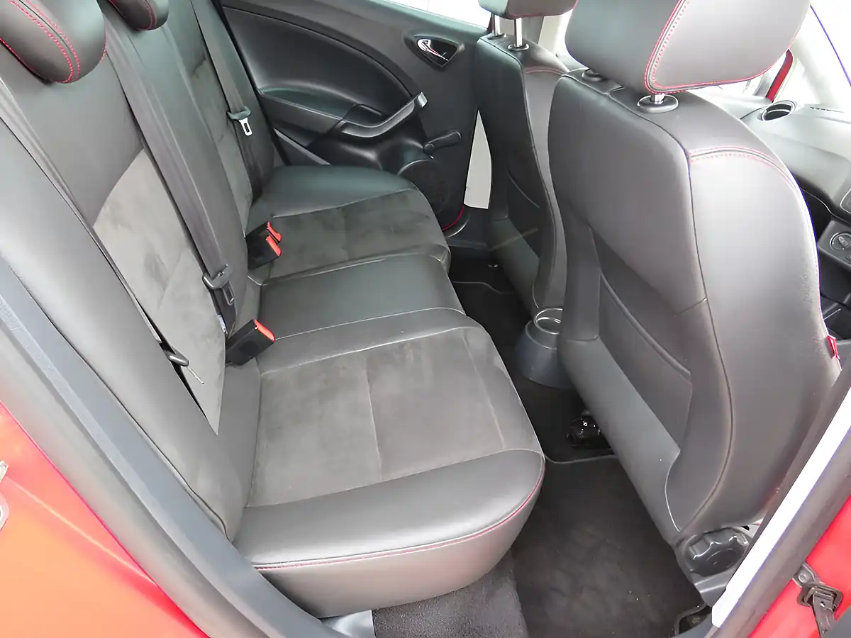 Used 2015 SEAT Ibiza Fr Black Red - Interior and Exterior details 8