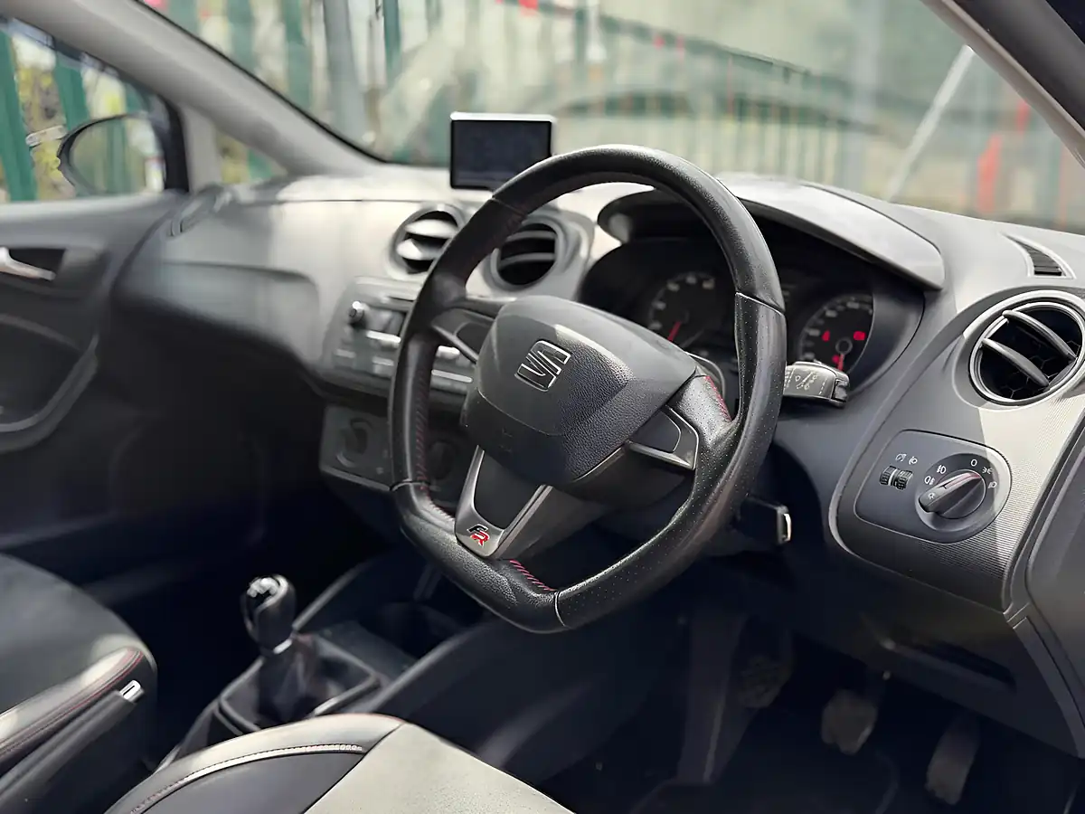 Used 2015 SEAT Ibiza Fr Black Sport Coupe Black - Interior and Exterior details 3