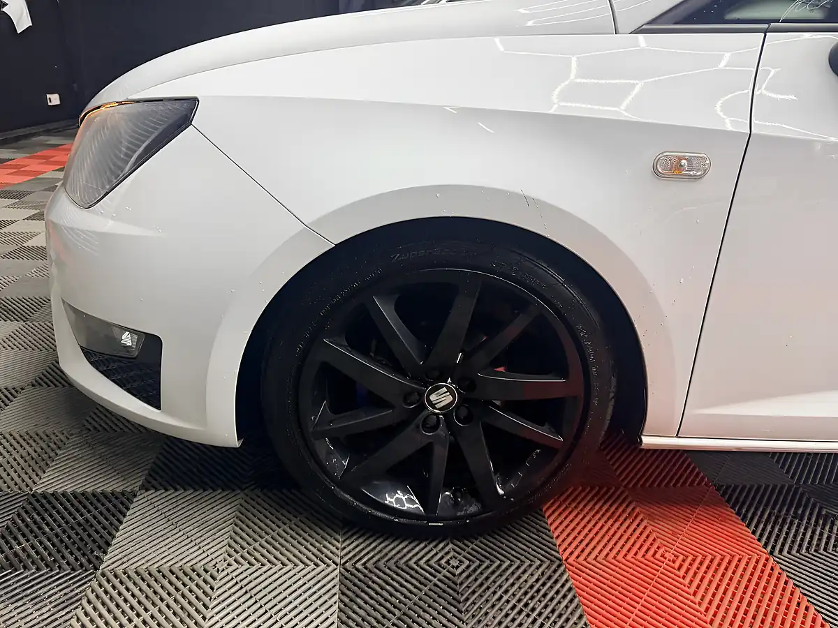 Used 2015 SEAT Ibiza Fr Black White - Interior and Exterior details 10
