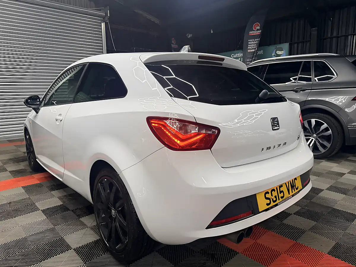 Used 2015 SEAT Ibiza Fr Black White - Interior and Exterior details 3