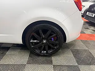 Used 2015 SEAT Ibiza Fr Black White - Interior and Exterior details 9
