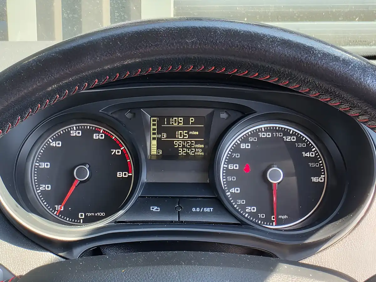 Used 2015 SEAT Ibiza Fr Grey - Interior and Exterior details 11