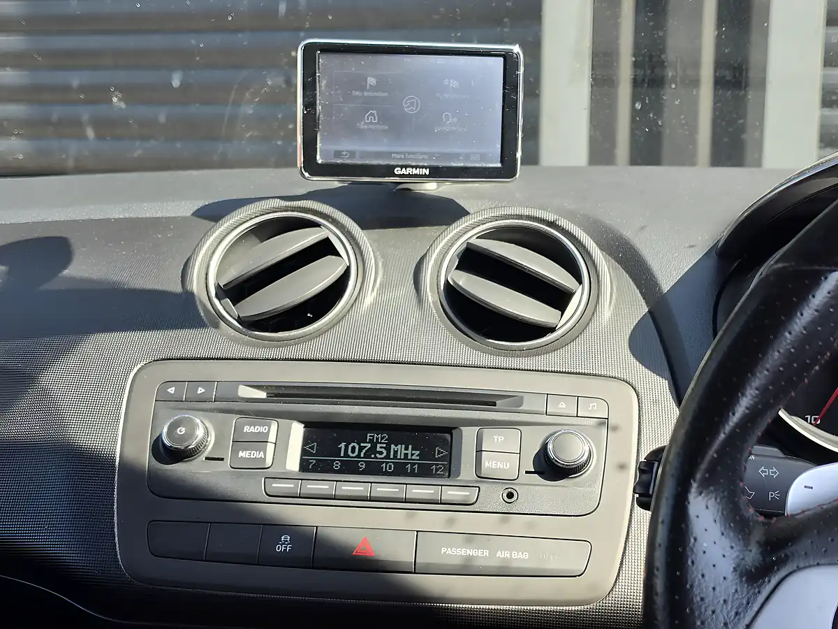 Used 2015 SEAT Ibiza Fr Grey - Interior and Exterior details 12