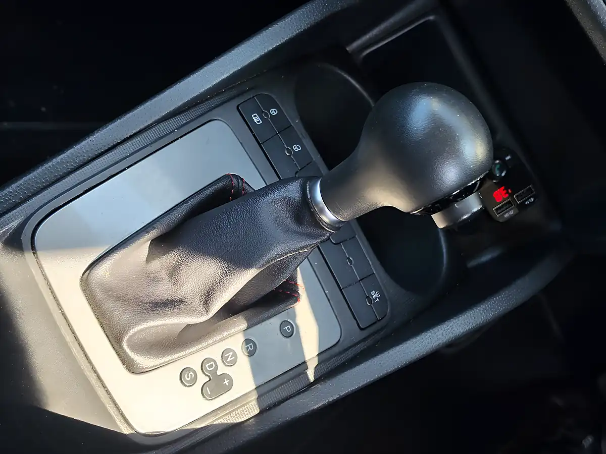 Used 2015 SEAT Ibiza Fr Grey - Interior and Exterior details 13