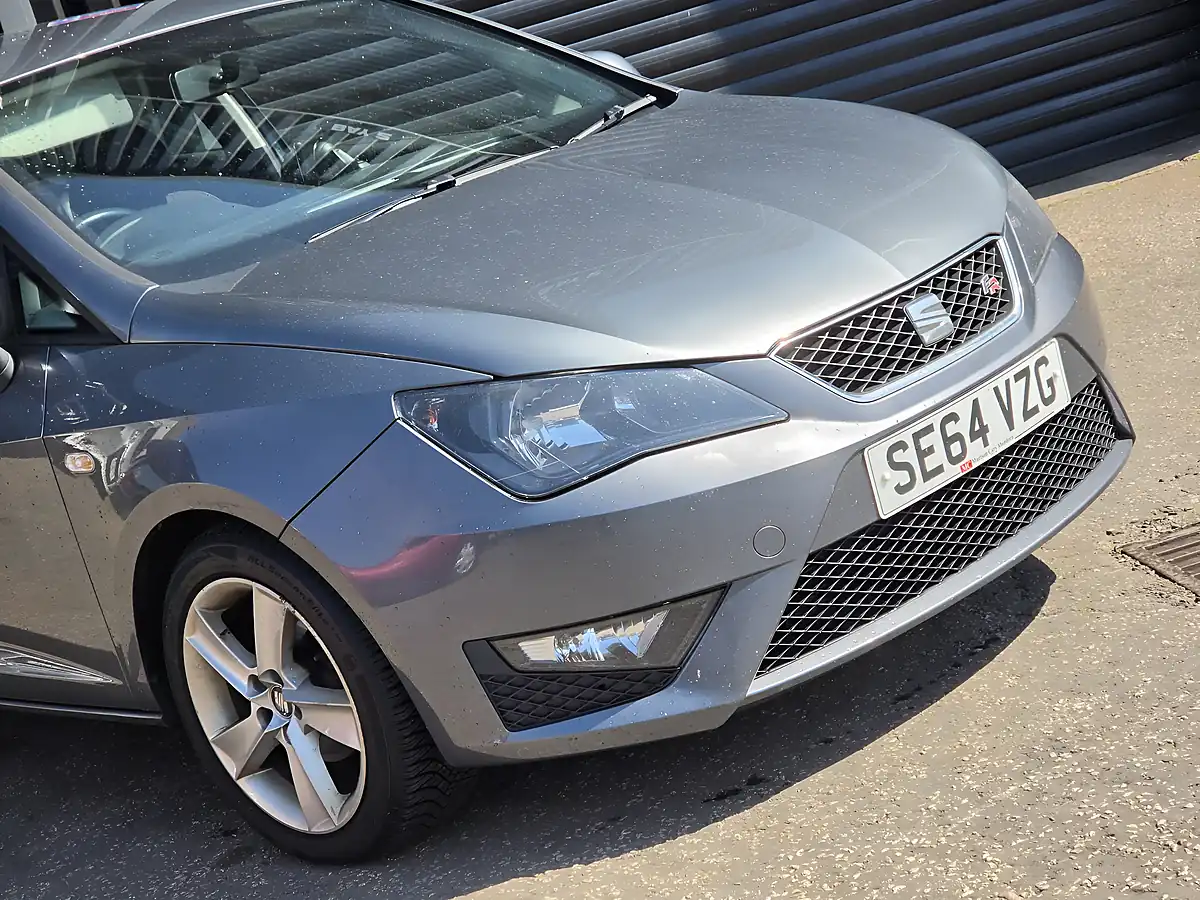 Used 2015 SEAT Ibiza Fr Grey - Interior and Exterior details 3