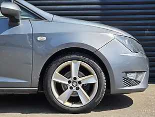 Used 2015 SEAT Ibiza Fr Grey - Interior and Exterior details 8