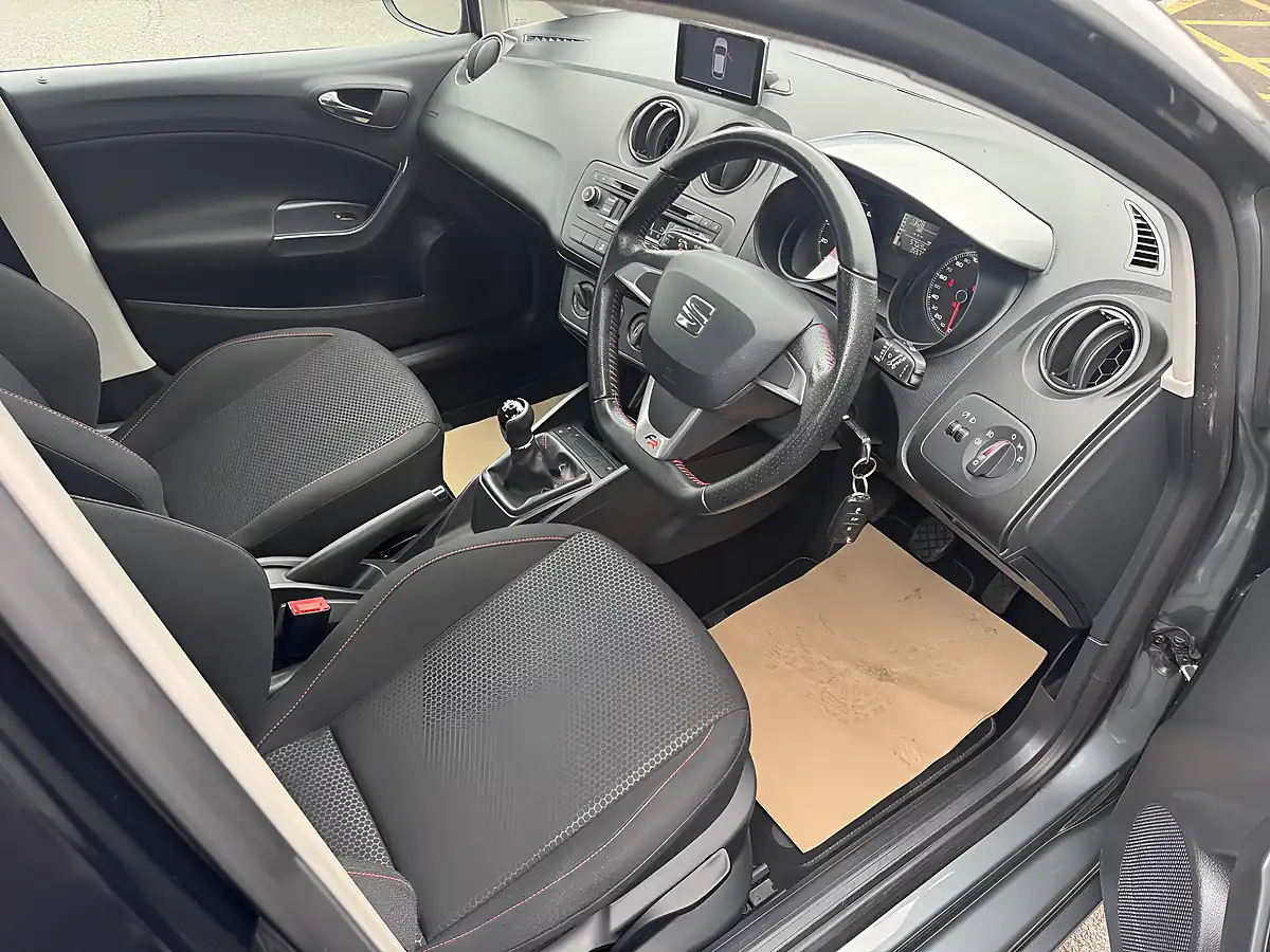 Used 2015 SEAT Ibiza Fr Grey - Interior and Exterior details 8