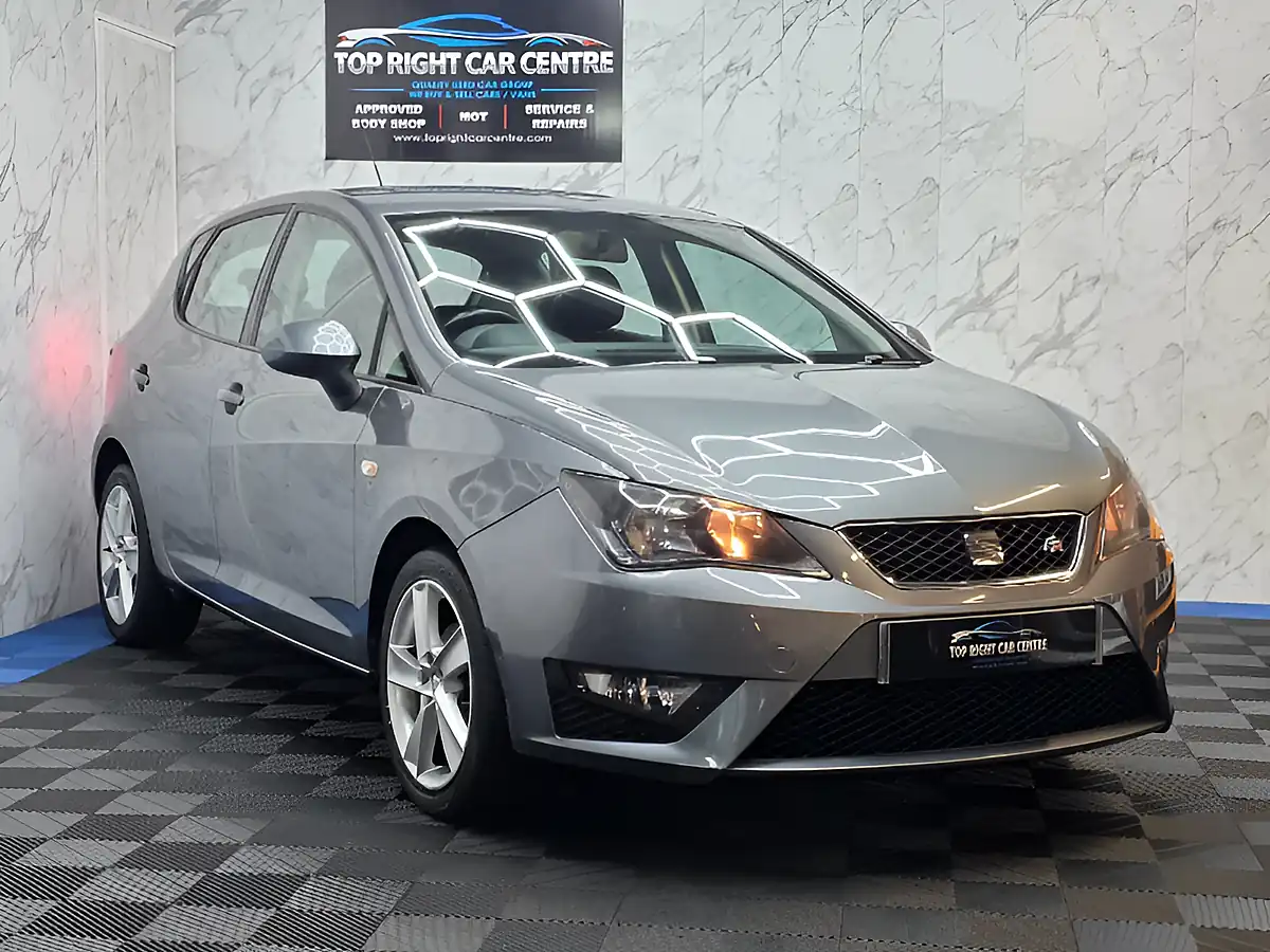 Used 2015 SEAT Ibiza Fr Grey - Front View