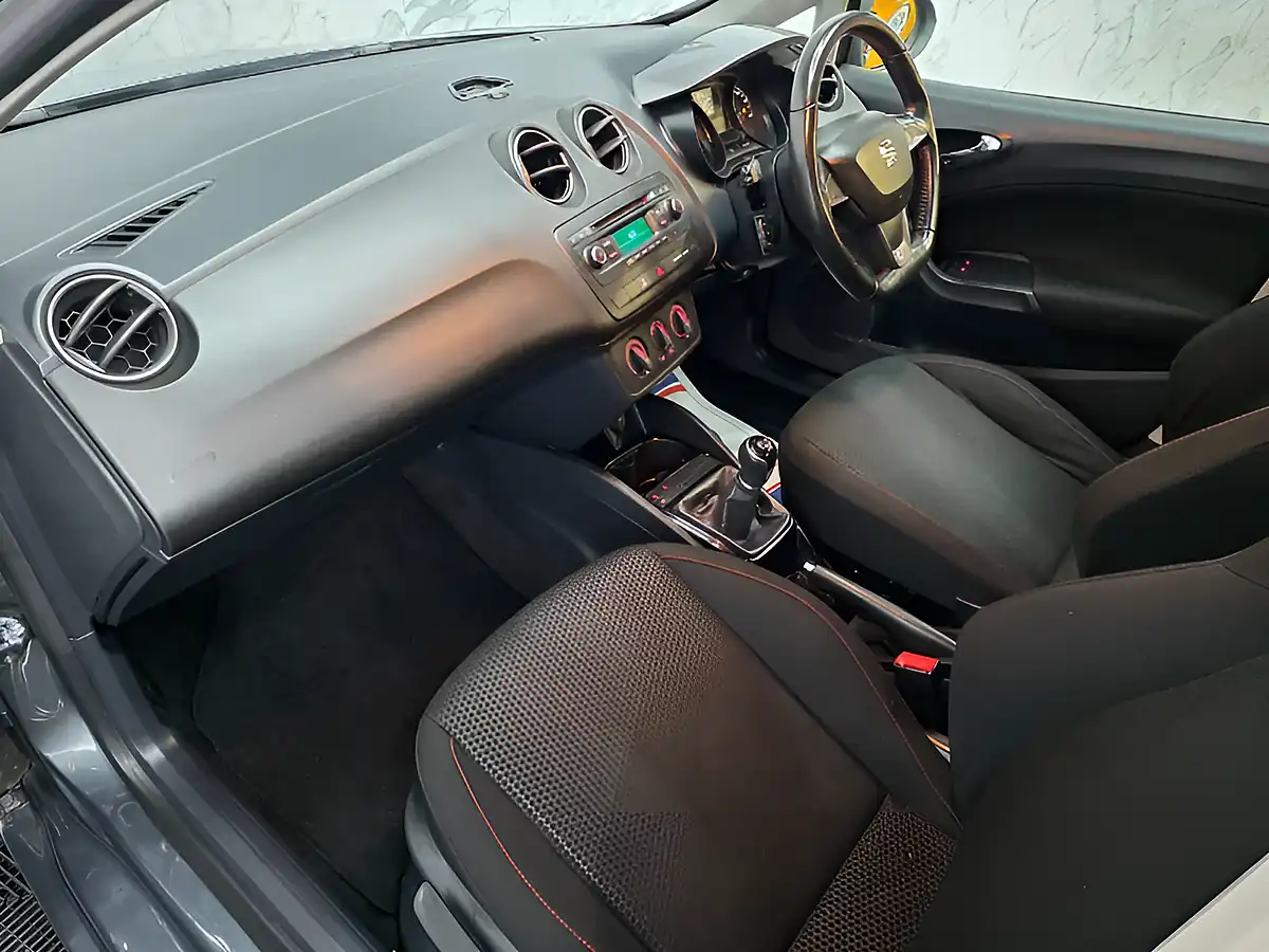 Used 2015 SEAT Ibiza Fr Grey - Interior and Exterior details 14