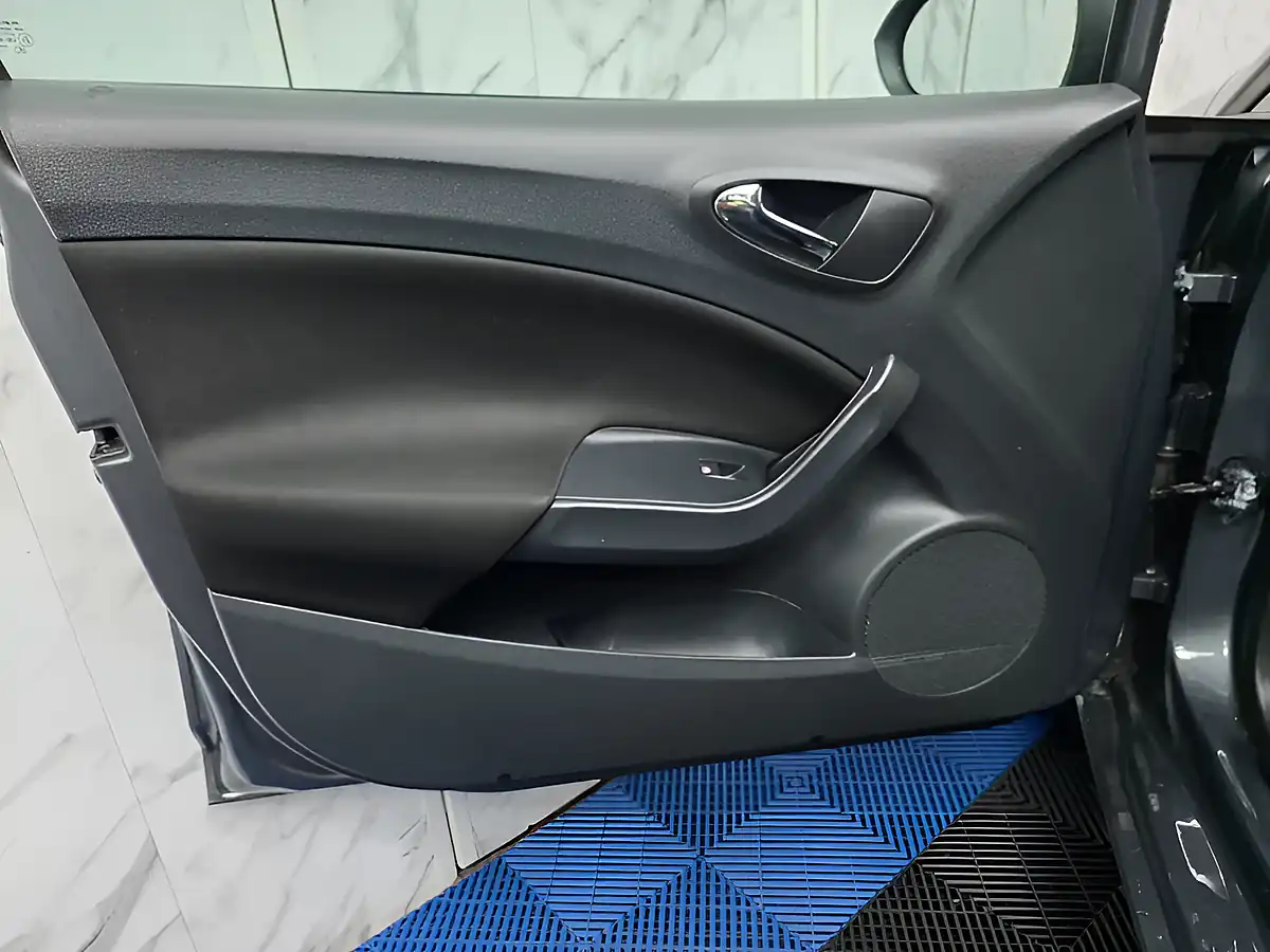 Used 2015 SEAT Ibiza Fr Grey - Interior and Exterior details 20