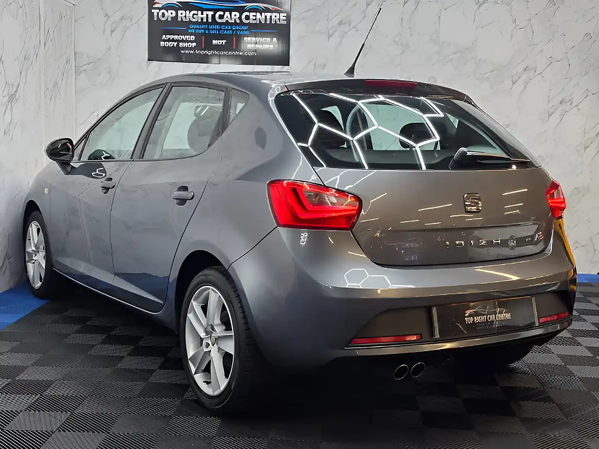 Used 2015 SEAT Ibiza Fr Grey - Interior and Exterior details 9