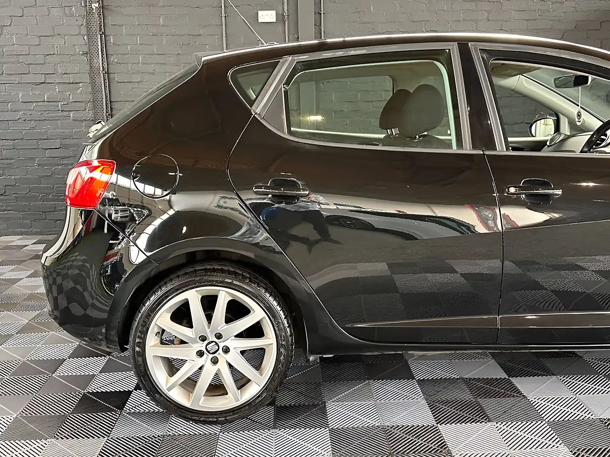 Used 2015 SEAT Ibiza Fr - Interior and Exterior details 15