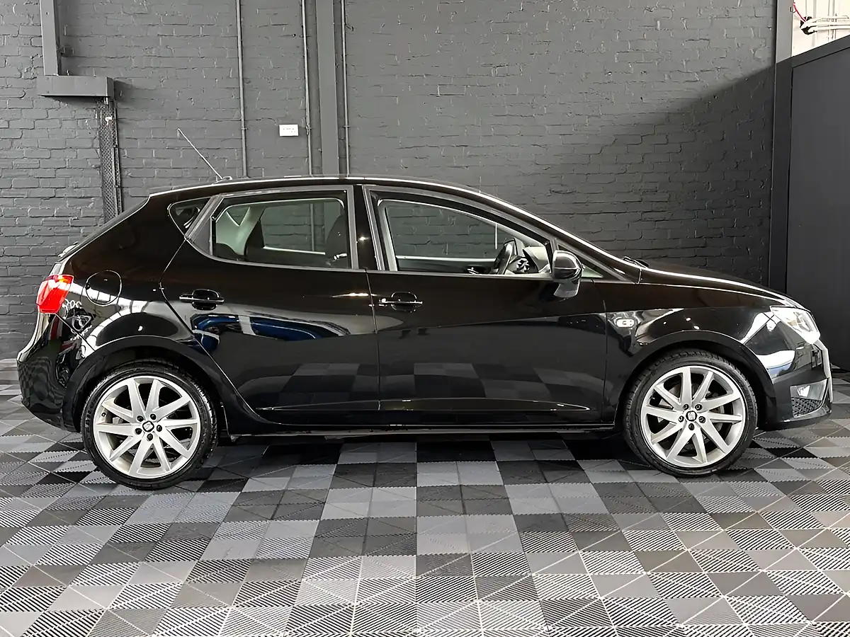 Used 2015 SEAT Ibiza Fr - Interior and Exterior details 18