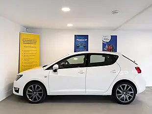 Used 2015 SEAT Ibiza Fr White - Interior and Exterior details 9
