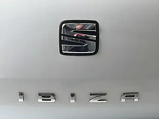 Used 2015 SEAT Ibiza Fr White - Interior and Exterior details 9