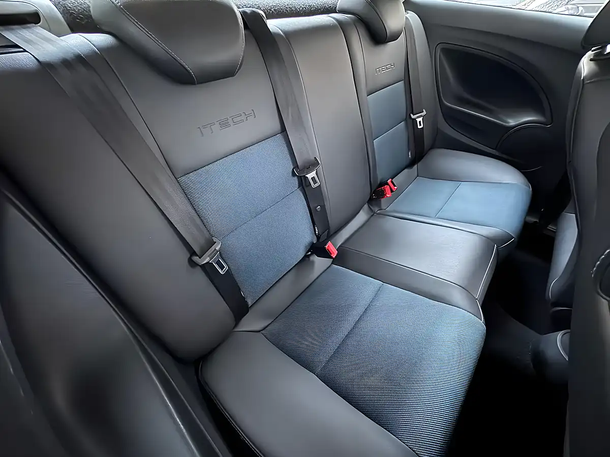 Used 2015 SEAT Ibiza I Tech Sport Coupe Nevada White - Interior and Exterior details 11