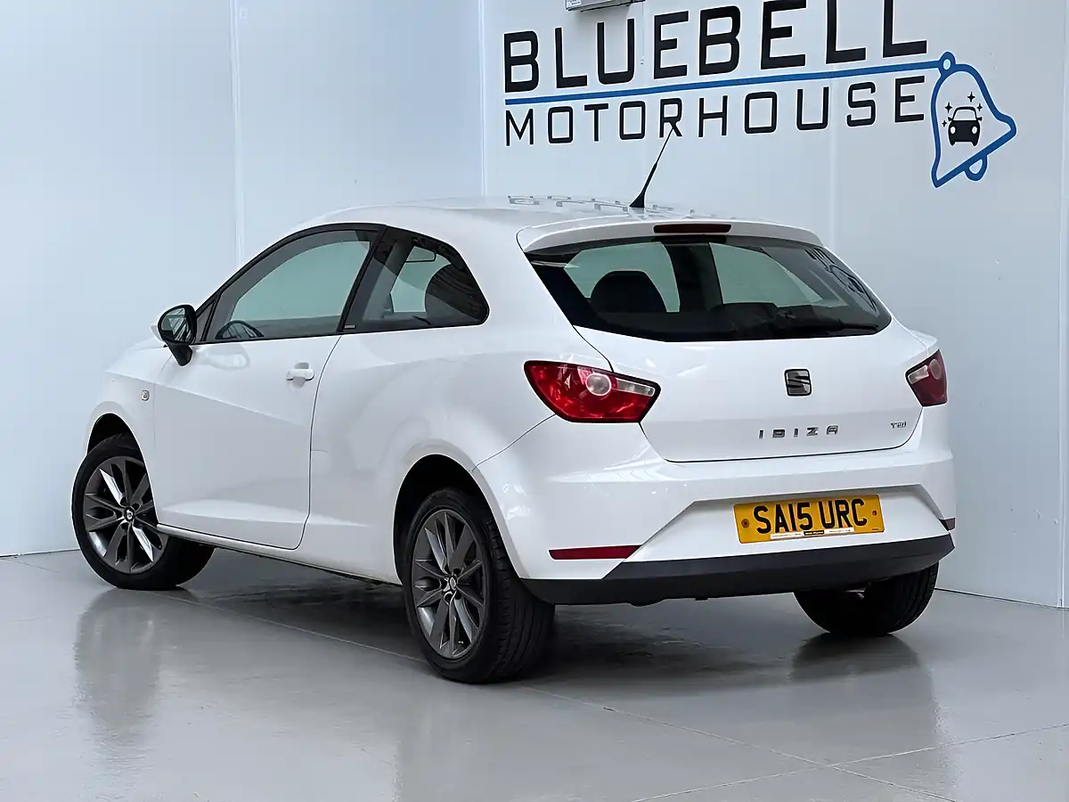 Used 2015 SEAT Ibiza I Tech Sport Coupe Nevada White - Interior and Exterior details 4