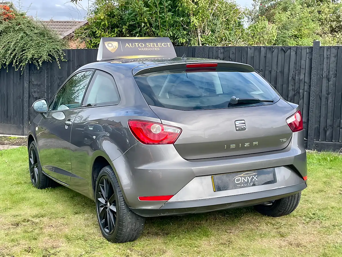 Used 2015 SEAT Ibiza I-Tech Sport Coupe Technic Grey - Interior and Exterior details 6