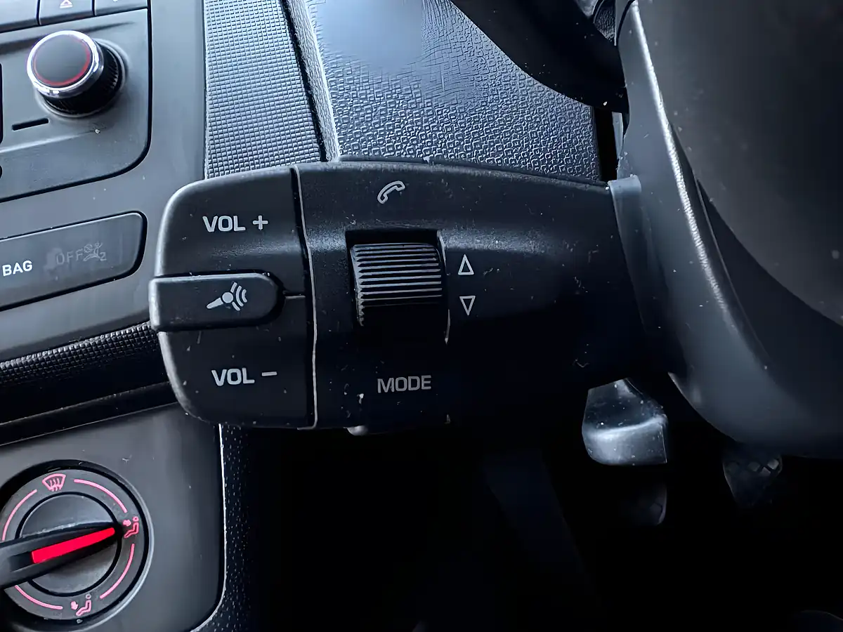 Used 2015 SEAT Ibiza I Tech White - Interior and Exterior details 14
