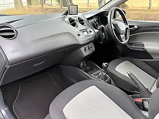 Used 2015 SEAT Ibiza Toca Black - Interior and Exterior details 15