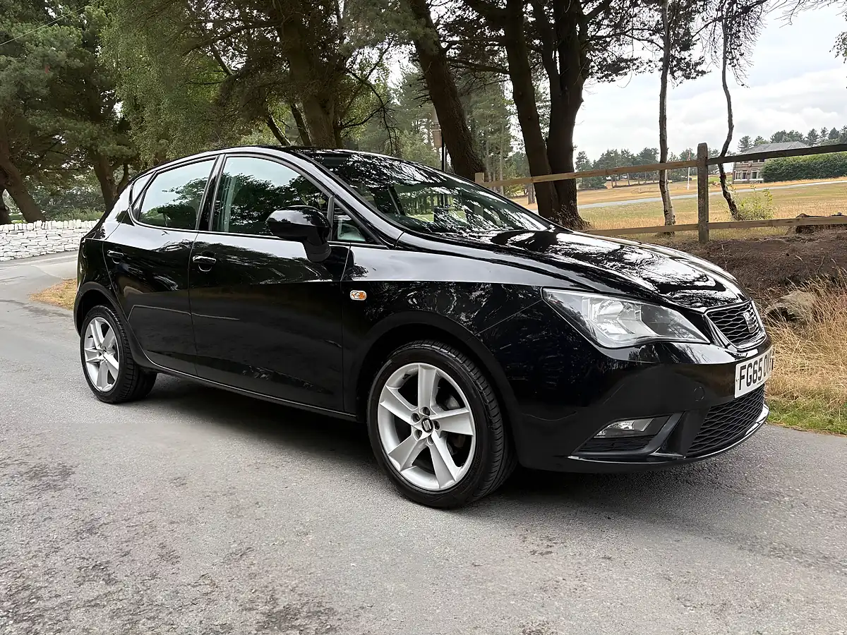 Used 2015 SEAT Ibiza Toca Black - Interior and Exterior details 2