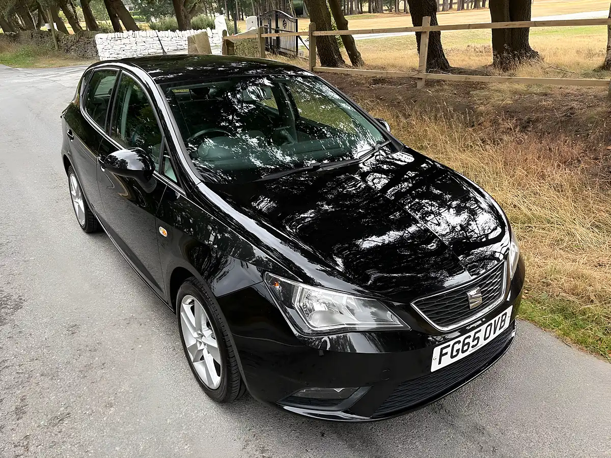 Used 2015 SEAT Ibiza Toca Black - Interior and Exterior details 9